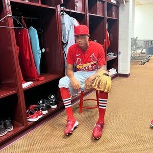 Meet your Posher, Hancel